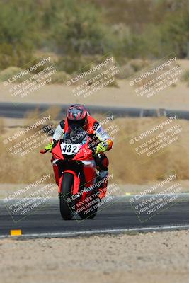 media/Mar-22-2025-CVMA (Sat) [[462c0ffedb]]/Race 12-Supersport Middleweight/